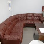 647 8164 CORNER SETTEE